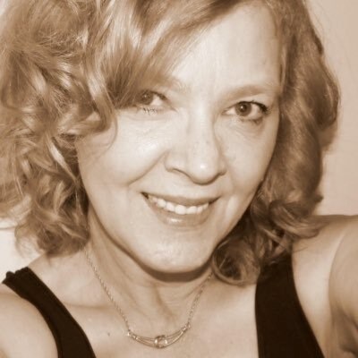 Flag waving, God Fearing, Kid loving, Dirt digging, Cake Baking, Freedom loving American Gal. 
"Prayer Changes Things"
"...