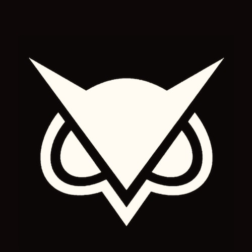 "Nah ist / Und schwer zu fassen der Gott. / Wo aber Gefahr ist, wächst / Das Rettende auch."