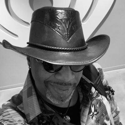 Ringmaster of The Conservative Circus Talk Show. Keynote Speaker. Published Opinion Writer. Husband. Father. Beautiful M...