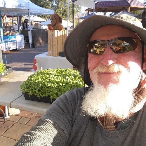 Just an old guy fighting the liberal commies and their slave owner mentality while battling cancer. Go Trump! #AZAudit #...