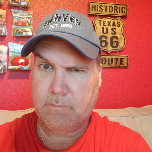 photographer, political junkie, Texan, terrible banjo player 🪕