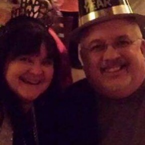 Conservative wife, mom, meme and educator
