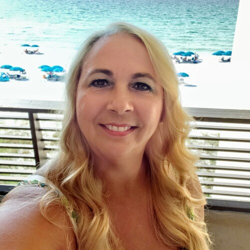 🇺🇸 American Patriot, Wife, Mother, Nana