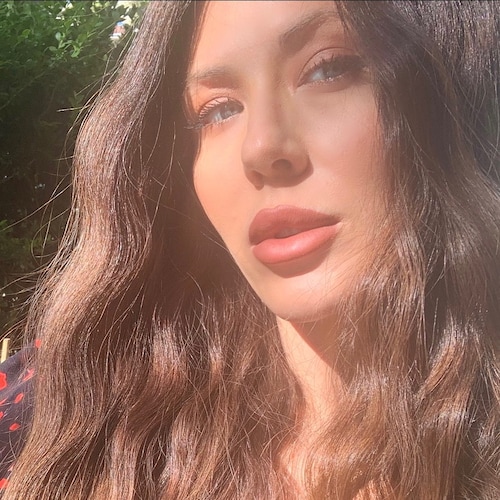 Artist • Entrepreneur • IG: kristineelezaj •⋮• ZAJ.FIT