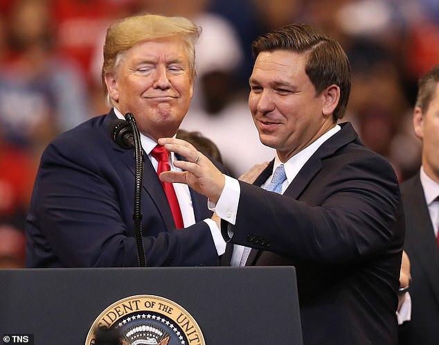 Let’s do a poll… 

Like for Trump 2024 

RT for DeSantis 2024
