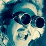 Guitar Nerd/Noise Manufacturer/Occasional annoying Prescriptivist