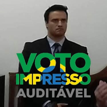 Cristão, Conservador,  Família, Calvinista/protestante/Reformado, Anticomunista/socialista/nazista/gramiscista/globalism...