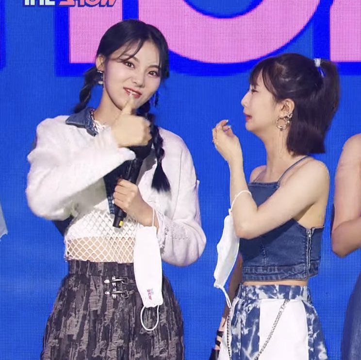 congrats to #LOONA on their #2ndWin !!!!!







#Covid #QuitHongKong #ChinaTellsApple #Welcome 