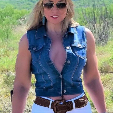 conservative, bodybuilder, entrepreneur, independent thinker, Texan