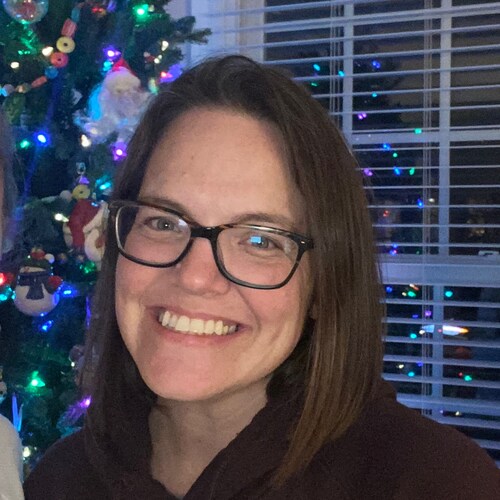 Conservative, Constitution loving hockey mom. Time to vote out Dems and fix this country! 🇺🇸🇺🇸