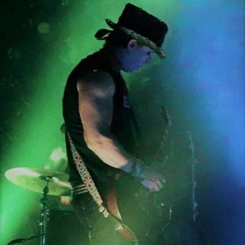 Patriot living behind enemy lines in Southern Commiefornia, SUP lover, guitarist, MMA, MAGA, TRUMP WON