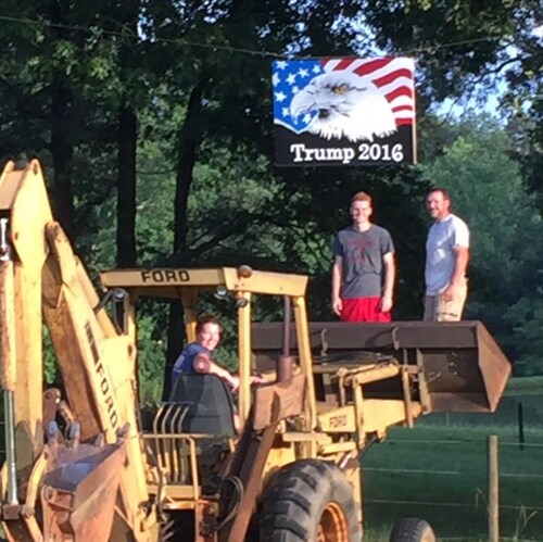 CHOOSE FREEDOM 
 🇺🇸🇺🇸PATRIOTS🇺🇸🇺🇸
     GOD SPEED 
Patriots living the farm
         🍊LIFE🍊