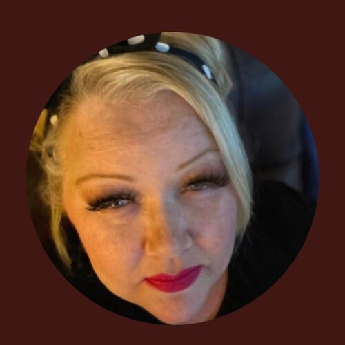 Happily married conservative American mom