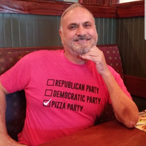 undeclared please don't FRIEND me if you are selling something or you are out to try to get money from me. I will block ...