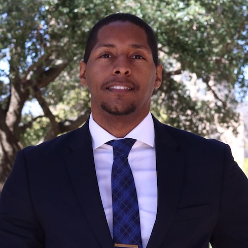 👨‍💼 | CEO
💁‍♂️ | Mindset Coach
😎 | Coaching & Personal Development
 🎙️ | Podcast Host