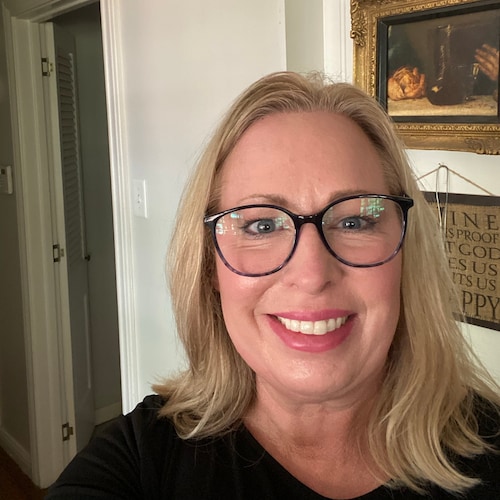 ❤️❤️❤️ Trump is my President and yours as well. 🇺🇸 Equal Justice under law. Nurse. I follow back. MAGA🇺🇸 Ephesians 6...