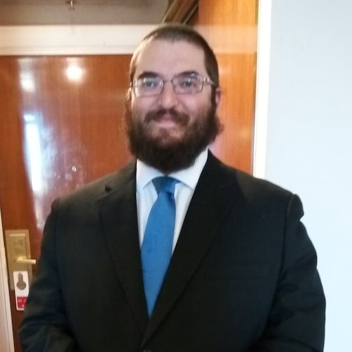 Political writer and publicist and computer programming student