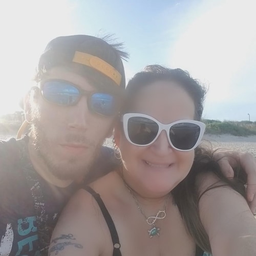 ❤ belongs to @GreyEyedJewel Christian.✝️ White.💪🏻 Straight. ♀️♂️ American. 🇺🇲 Proud Boys.👌🏻