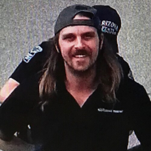 Very happily married to @hamandeggs43 😛