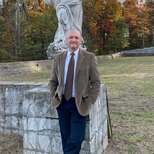 Husband, family man, musician, hiker, free speech & gun rights advocate