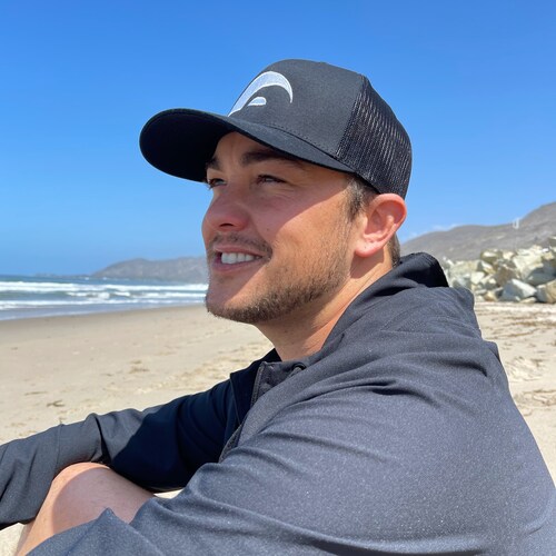 Marketer/Martial arts lover/Student of human nature and cartoonist