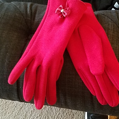 wife , mother, and grandmother. Red wave is watching! I follow all veterans especially my Vietnam veterans. I follow out...