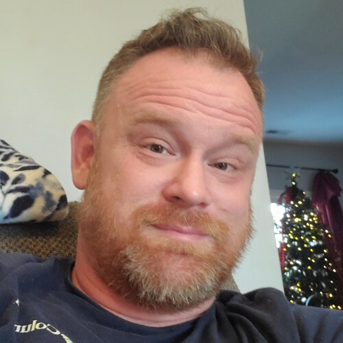 Just here for conversation. I can be blunt but mean well with the temper of a ginger because I am lol