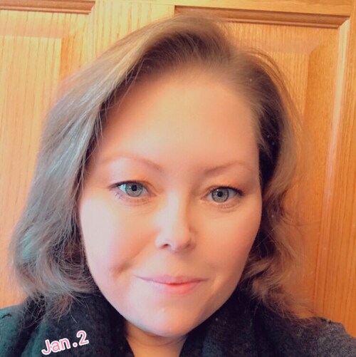 I’m a happily married mom of 4 that believes in our Freedom and rights! I stand behind President Trump and wish he was back in office!