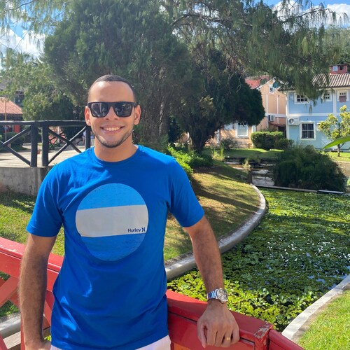 Então, a nossa boca se encheu de riso, e a nossa língua, de júbilo; então, entre as nações se dizia:...