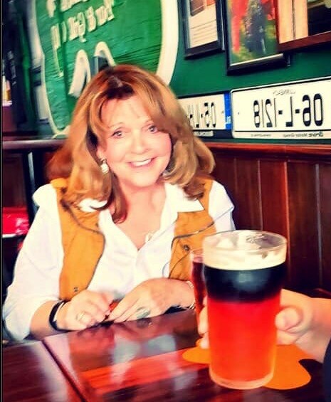 farm gal with a  medical background, conservative American patriot