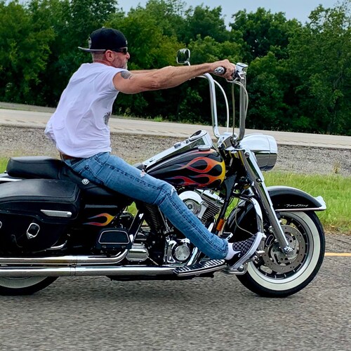 American loving Country Boy and U.S.A. Patriot! 🇺🇸 #LGB #PureBlood and stayin’ that way! I block people dumber the dir...