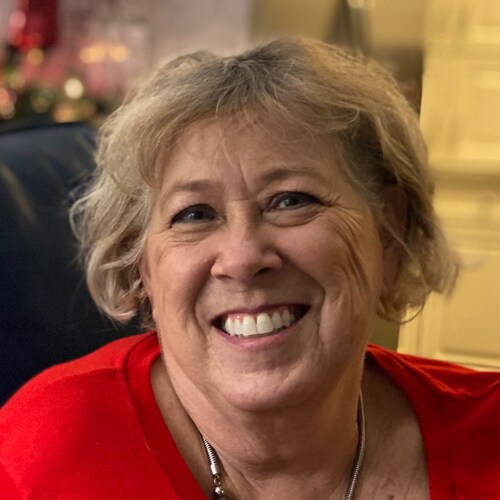 Conservative. America First. Living the dream. ☀️🌴 💛💙