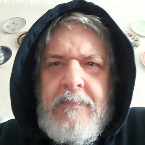 Direitista, Armamentista, Anti Comunista/Socialista, Patriota.....Brasil Acima de Tudo....