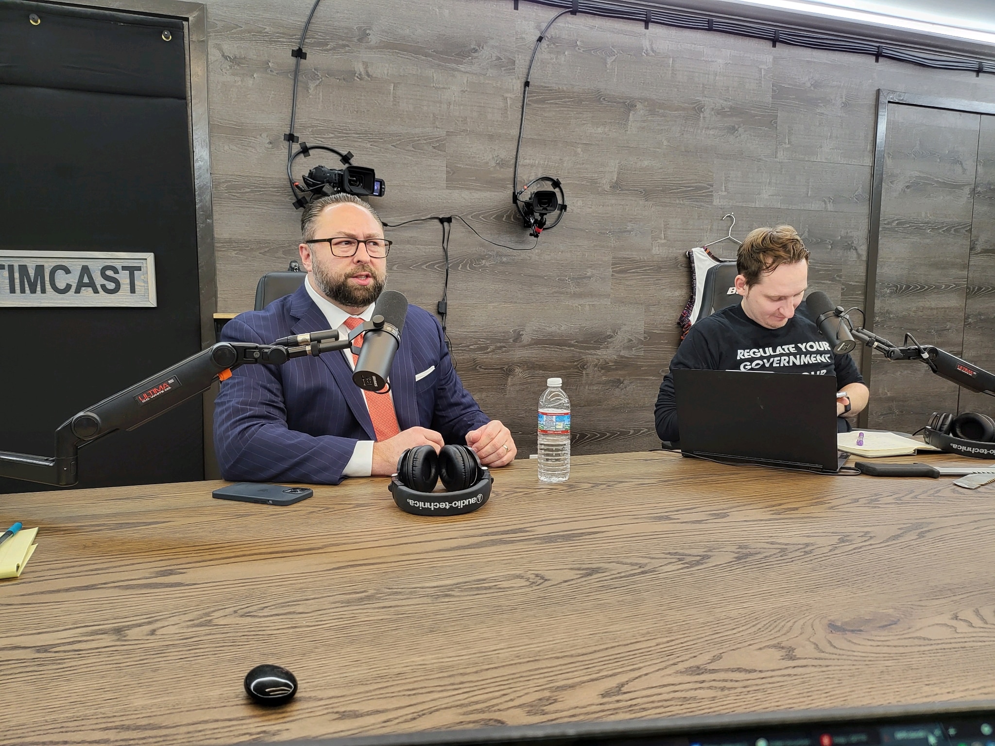 Hey its @JasonMillerinDC and @Lukewearechange 