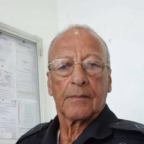 Infocus finis!    "LE MOT IMPOSSIBLE A ÉTÉ INVENTÉ PAR QUELQU'UN QUI A ABANDONNÉ."
🇧🇷