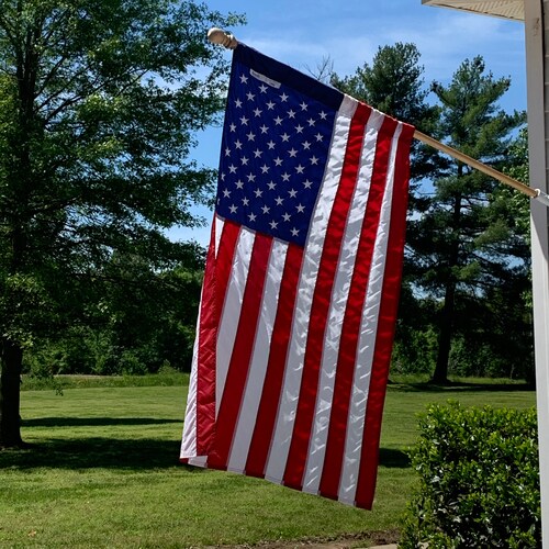 Proud LEO wife, Army veteran, Christian, American Patriot. 🙏God is light, in Him there is no darkness 1John 1:5🙏