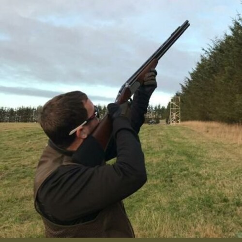 Father. Shotgun & Land Rover owner.
Freedom of speech advocate.
Try to be a good human. 
Platelet donor. Probably a redn...