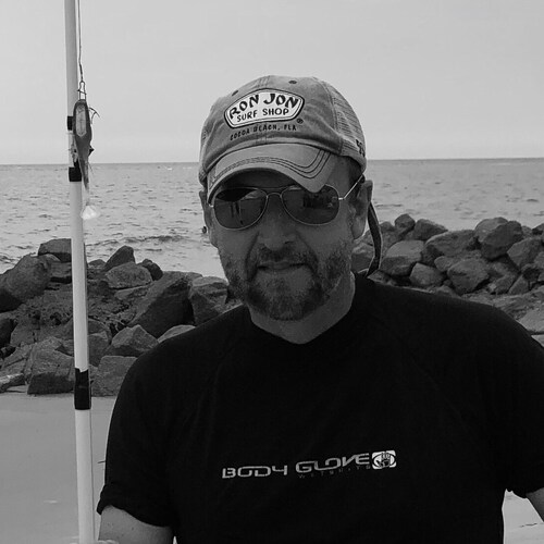 Analytical chemist, artist and Conservative Christian author. @banned_yankee on Twitter.