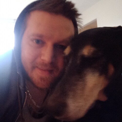 Just a guy. #billsmafia member. loves his lady... loves watching fights and video games...