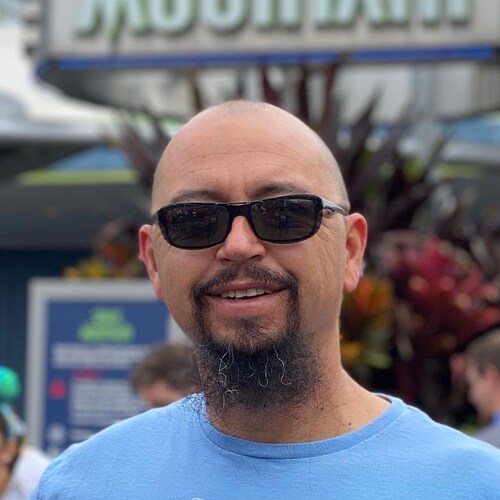 Husband, Father, music and movie enthusiasts. Do you like #HeavyMetal check out my YouTube channel!