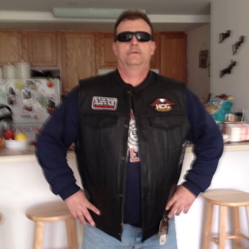 Die hard Republican living in NYC, I am in the NYC STEAMFITTERS UNION local 638 for 22 years now

I have much love for a...