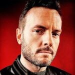 I'm a little bit rock n' roll