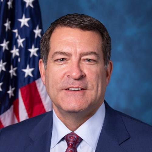 Mark Green is a physician, businessman, and combat veteran representing Tennessee’s 7th District in Congress.