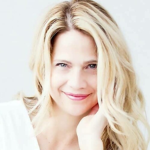 Momma, Wife, Stylist, Spiritual Life Coach, Energy Healer, Kundalini Yoga Teacher, Patriot