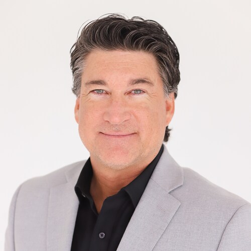 I gotta say... reasonable common sense and putting our country first sure does make the difference. We need more leaders...