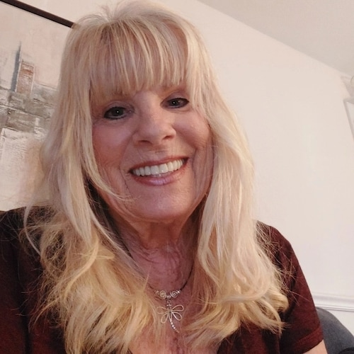 Proud supporter of the greatest President ever! Donald J. Trump 🇺🇸🇺🇸🇺🇸🇺🇸🇺🇸🇺🇸🇺🇸🇺🇸