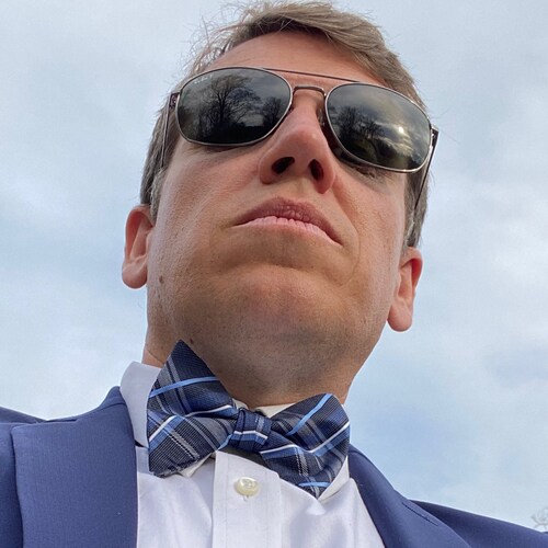 Conservative, family man, lover of goldens, mountains and places void of people