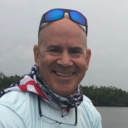 All American fishing Patriot🇺🇸 Born in the great USA🇺🇸 The Constitution is the Bible! and 45 is my guy🇺🇸 
#SaltyAr...