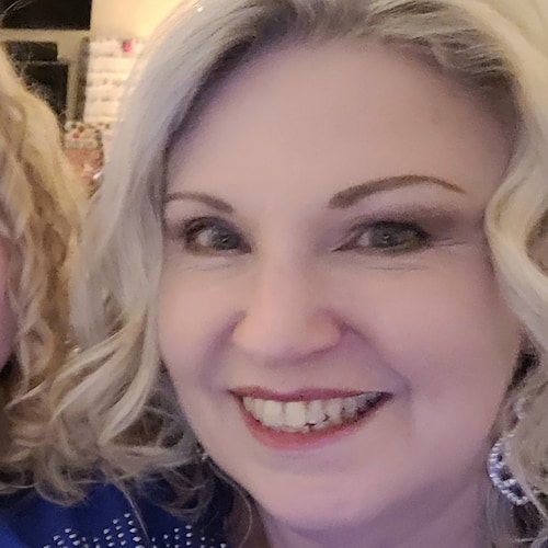 Christian, mom, PW, author, speaker, singer, and chocoholic bibliophile. Follows/Likes may or may not be endorsements.