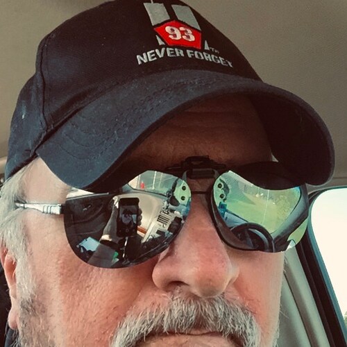 8yr navy vet.  born in Detroit live in Columbia s.c nascar fan.